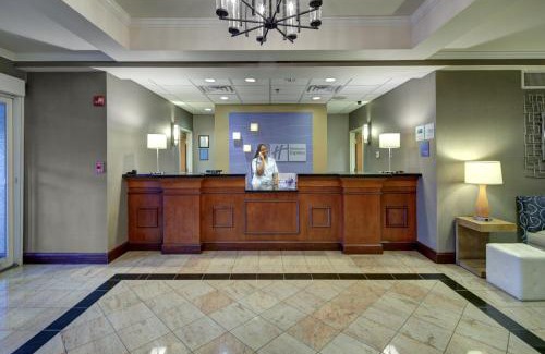 Emporia Hotel | Holiday Inn Express Hotel & Suites Emporia by IHG