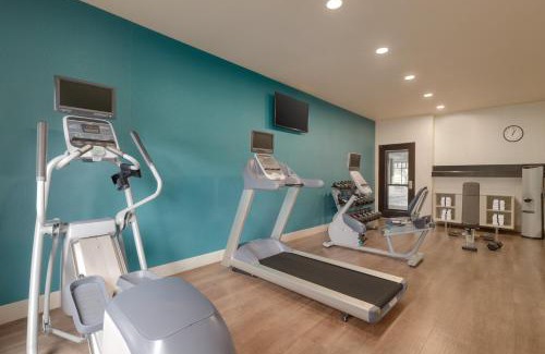Lavonia Hotel | Holiday Inn Express Hotel & Suites Lavonia by IHG