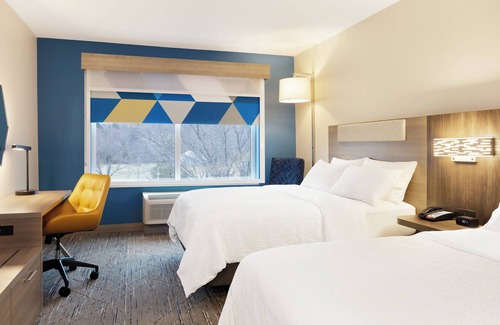 Brady Hotel | Holiday Inn Express Hotel & Suites Brady by IHG