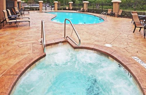 Durant Hotel | Holiday Inn Express Hotel & Suites Durant by IHG