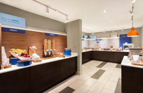 Durant Hotel | Holiday Inn Express Hotel & Suites Durant by IHG