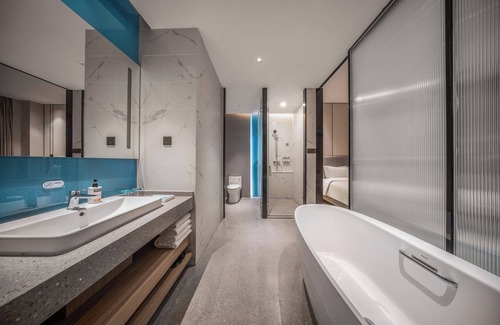 Longshan District Hotel | Holiday Inn Express Liaoyuan Economic Development Zone by IHG