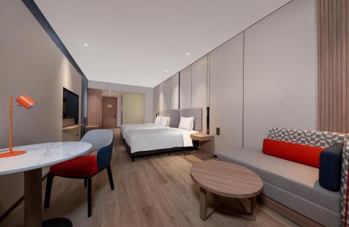 Minhang Hotel | Holiday Inn Express Shanghai Pujiang by IHG