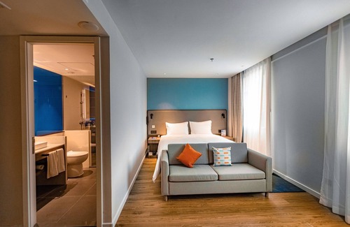 Longhu Qu Hotel | Holiday Inn Express Shantou City Center by IHG