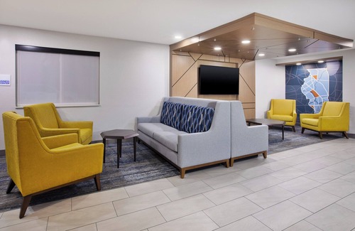 Tuscola Hotel | Holiday Inn Express Tuscola by IHG
