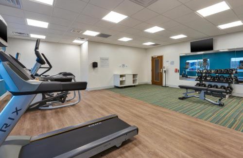 Cedar Springs Hotel | Holiday Inn Express & Suites - Cedar Springs - Grand Rapids N by IHG