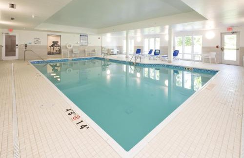 Michigan City Hotel | Holiday Inn Express & Suites - Michigan City by IHG
