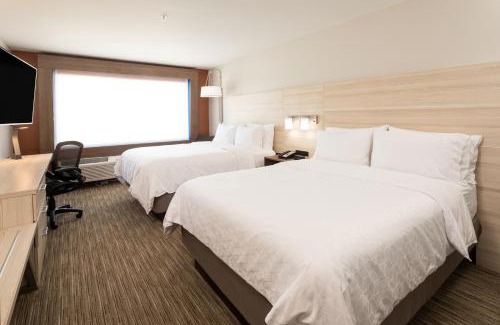 Michigan City Hotel | Holiday Inn Express & Suites - Michigan City by IHG