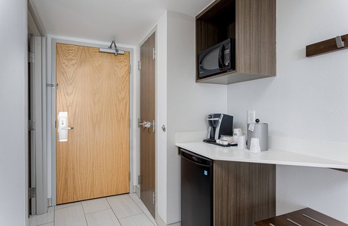 Villa Sabine Hotel | Holiday Inn Express Pensacola Beach by IHG