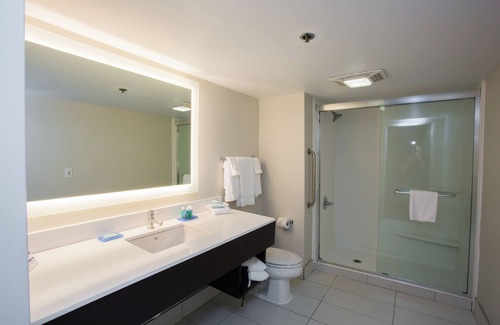 Wilmington Hotel | Holiday Inn Express Wilmington by IHG