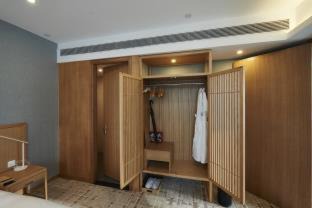 Zhujiang New Town Hotel | Holiday Inn Guangzhou Zhujiang New Town - Free Shuttle Bus to Canton Fair Complex & Overseas Buyer Registration Services during Canton Fair Period