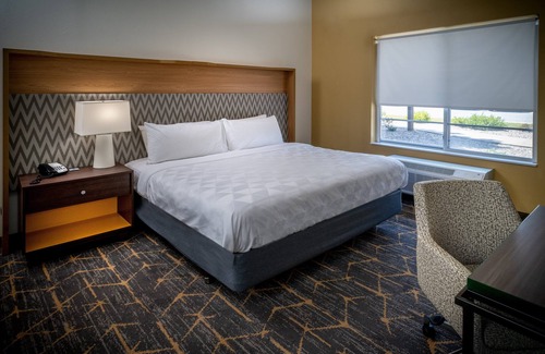 Sprague Hotel | Holiday Inn Hotel & Suites Beckley by IHG