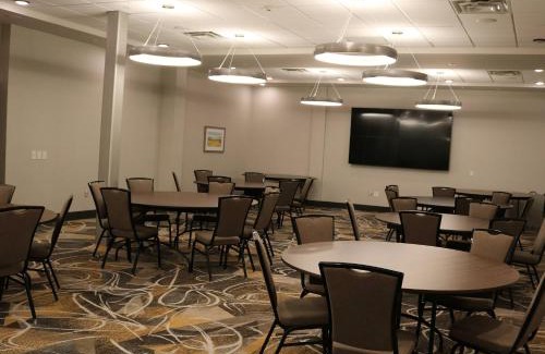 Jonesboro Hotel | Holiday Inn - Jonesboro by IHG