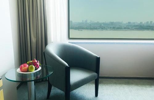 Han Yang Hotel | Holiday Inn Wuhan Riverside by IHG