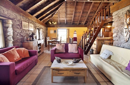 Ponta do Pargo Cottage | Holiday Villa Montemar with Sea View, Wi-Fi & Garden