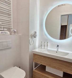 Miedzyzdroje Apartment | HolidayHomePL Bel Mare F533 z sypialnią i balkonem