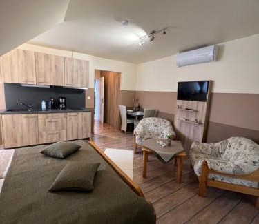 Buk Apartment | Holler Vendégház