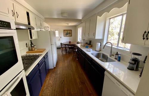 Orchard District House | Hollinshead Haven 30 days min