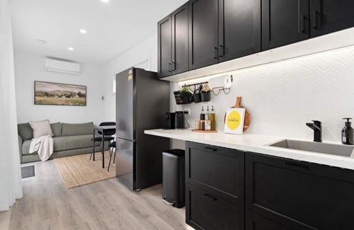 Laharum Cabin | Hollow Mountain Cabin Laharum Dadswell bridge halls gap