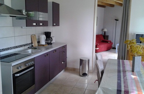 Saintes House | Holy abbey house with garden, quiet, comfortable and welcoming. Wireless