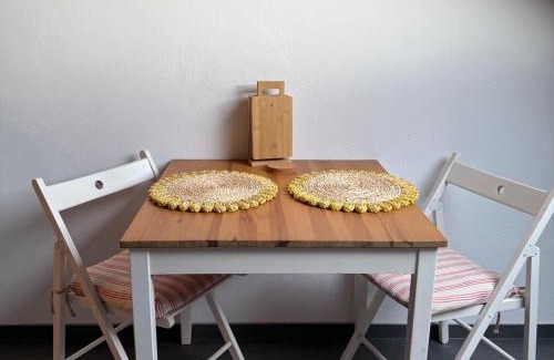 Neureut Sudlicher Teil Apartment | Holziges Dachgeschoss-Apartment