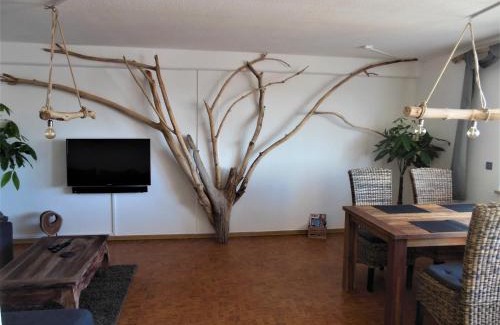Cottbus Apartment | Holzmichel FEWO mit Balkon