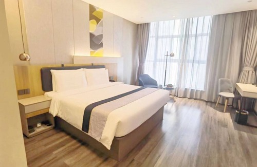 Xincheng Hotel | Home Inn Xi 'an BellTower RailwayStation