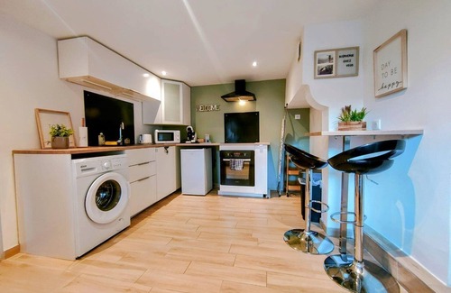 Moneteau Apartment | Home - L'Annexe - Séjour à Monéteau