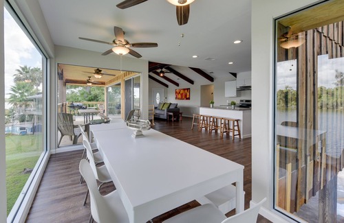 Barrett House | Home on San Jacinto River w/Hot Tub, Deck & Grill