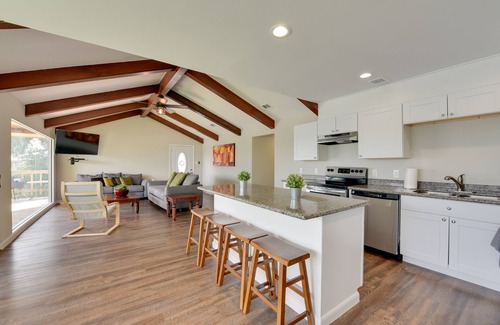 Barrett House | Home on San Jacinto River w/Hot Tub, Deck & Grill