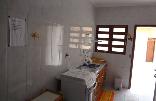 Jardim Imperador House | home w/pool w/3 bedrooms in Peruibe - en suite w/cable TV, WI-FI