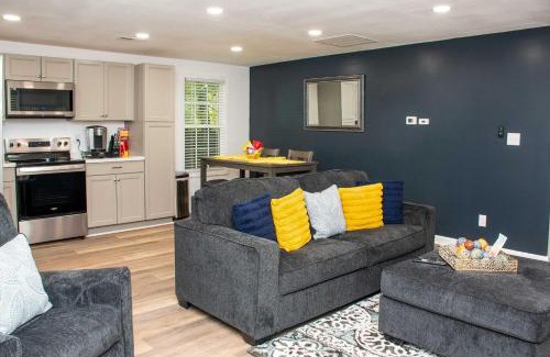 Clarksville House | Home with Hot Tub, Playset and Grills in Clarksville!