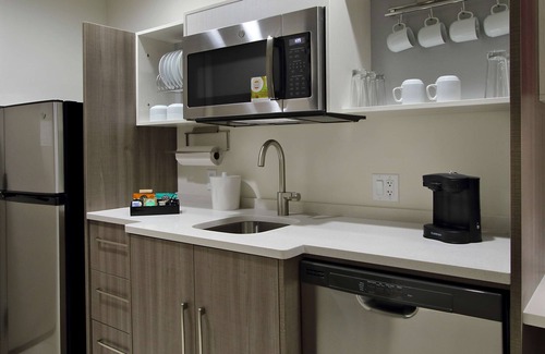 Beaumont Hotel | Home2 Suites by Hilton Beaumont