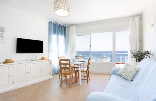 Punta del Hidalgo Apartment | Home2Book Luminous Seaviews Apt Near The Ocean