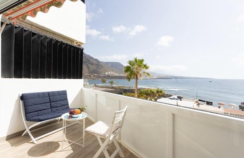 Punta del Hidalgo Apartment | Home2Book SeaFront Studio Punta del Hidalgo