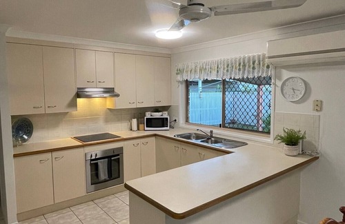 Millbank House | Homely Haven <Netflix, Wi-Fi, Ac