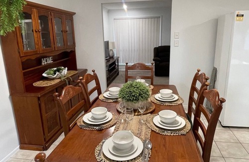 Millbank House | Homely Haven <Netflix, Wi-Fi, Ac