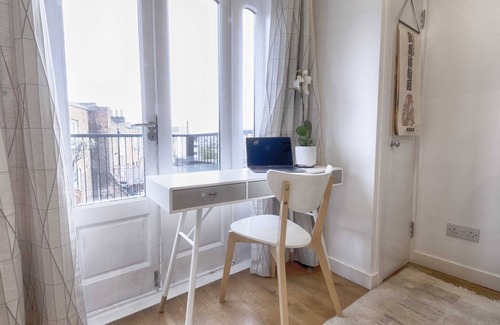 Camden Town Apartment | Homely - in the heart of Camden
