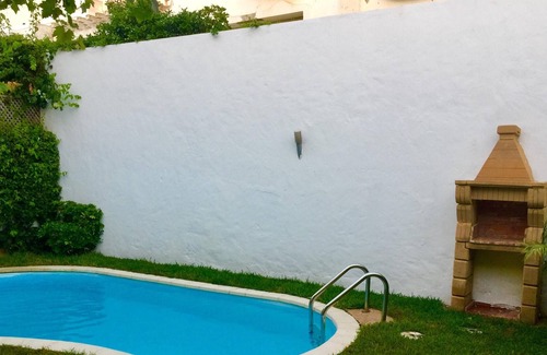 Tamariss Villa | Homerez - 200 m away from the beach! Villa for 7 ppl. with swimming-pool
