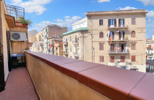 Borgo Vecchio Apartment | Homerez - Apartment in Palermo