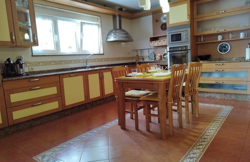 Faro Apartment | Homerez - Apartment in Viveiro