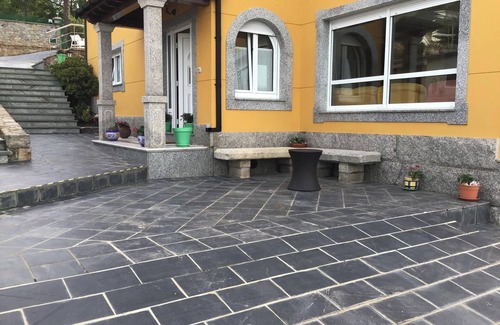 Faro Apartment | Homerez - Apartment in Viveiro