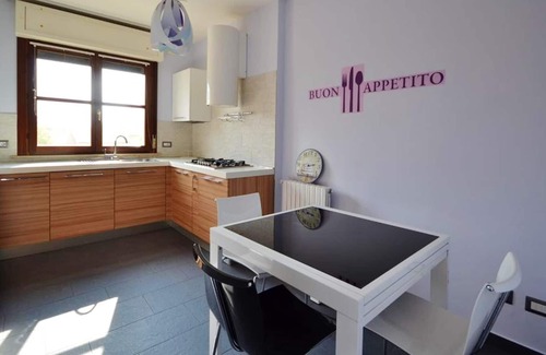 Vercelli Apartment | Homerez - Beautiful appartement for 2 ppl. with balcony at Vercelli