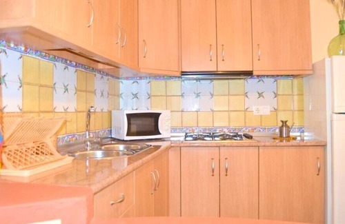 Siles House | Homerez - Beautiful house for 5 ppl. with garden and terrace at Siles