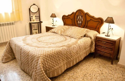 Munebrega Apartment | Homerez - Big appartement for 9 ppl. at Munébrega