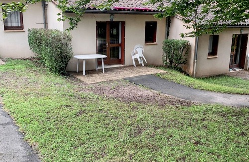 Leyme House | Homerez - Charming House in Leyme with Garden and Shared Pool