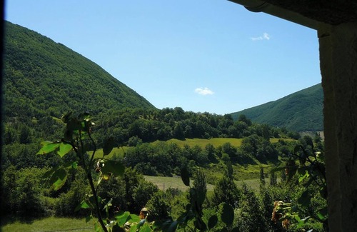 Vesc House | Homerez - Comfortable house in nature near Vesc with jacuzzi