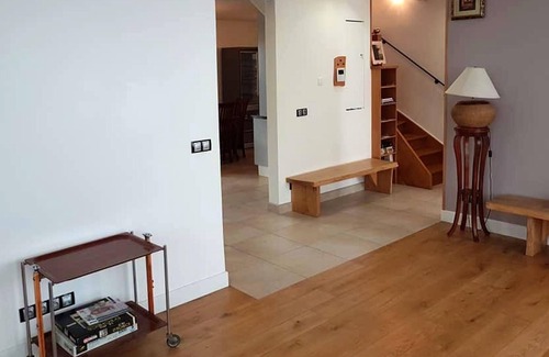 Argenteuil House | Homerez - Exceptional house with garden and balcony