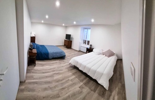 St Georges la Pouge House | Homerez - House for 12 ppl. with garden and terrace at Saint-Georges-la-Pouge