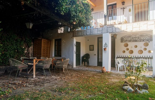 Sardon de Duero House | Homerez - House for 15 ppl. with garden, terrace and balcony at Sardón de Duero